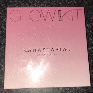 Anastasia Beverly Hills Glow Kit in Sugar